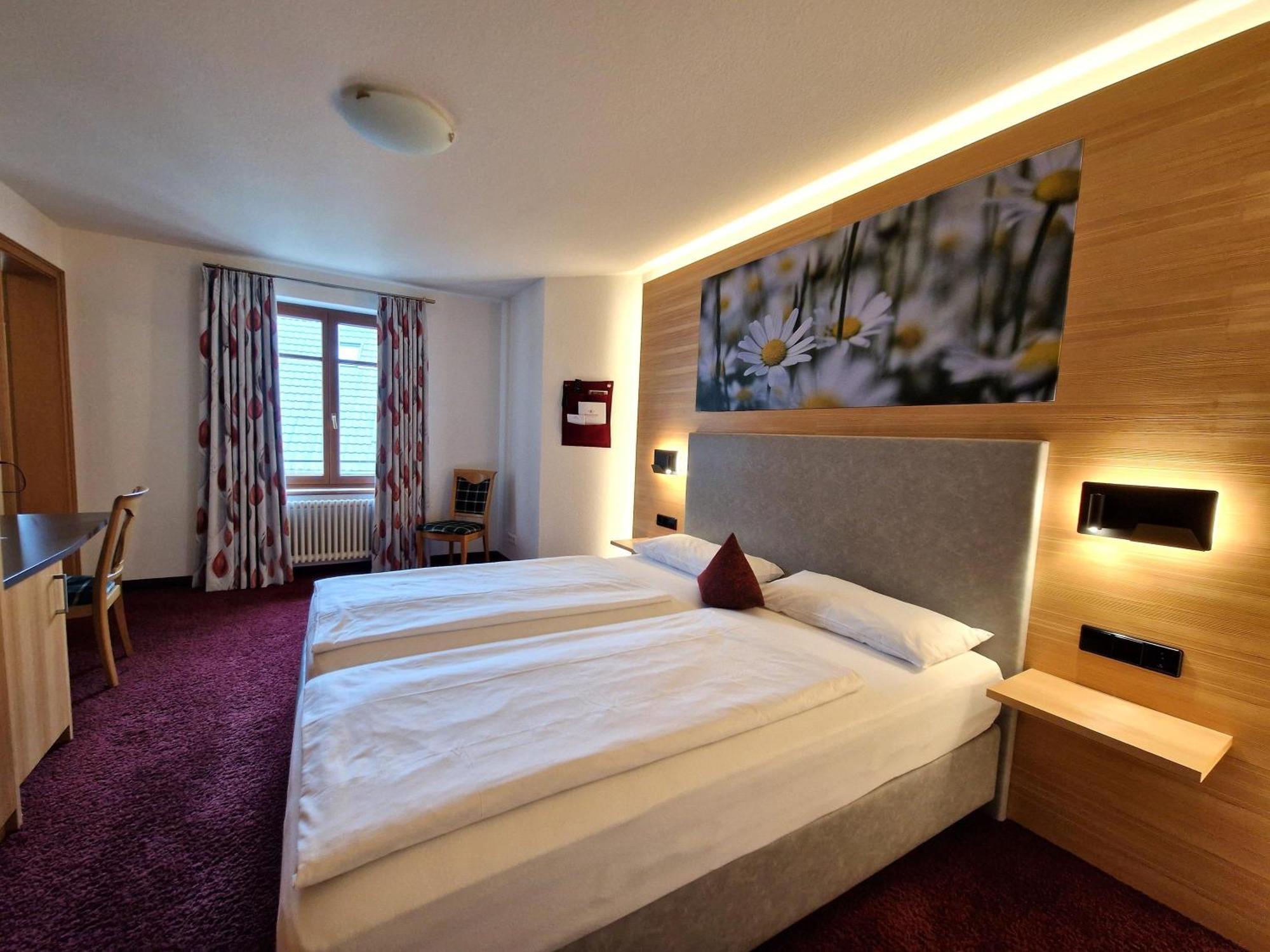 Mosers Blume Relax & Genuss Hotel ฮาสลัค อิม คินซิกทัล ภายนอก รูปภาพ